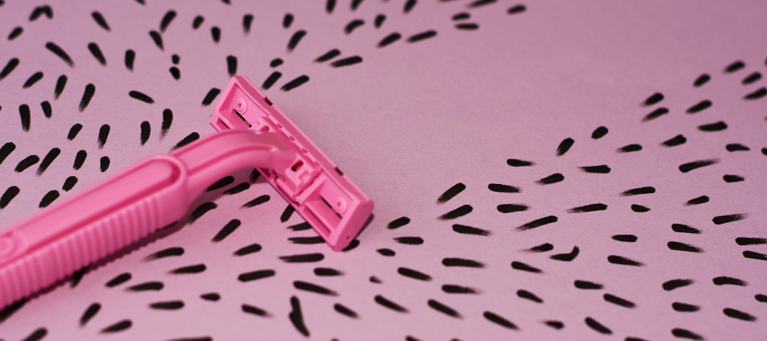 IL PELO NELL’UOVO: DOMANDE E RISPOSTE SU PELI SUPERFLUI, RASOIO, CERETTA ED EPILAZIONE